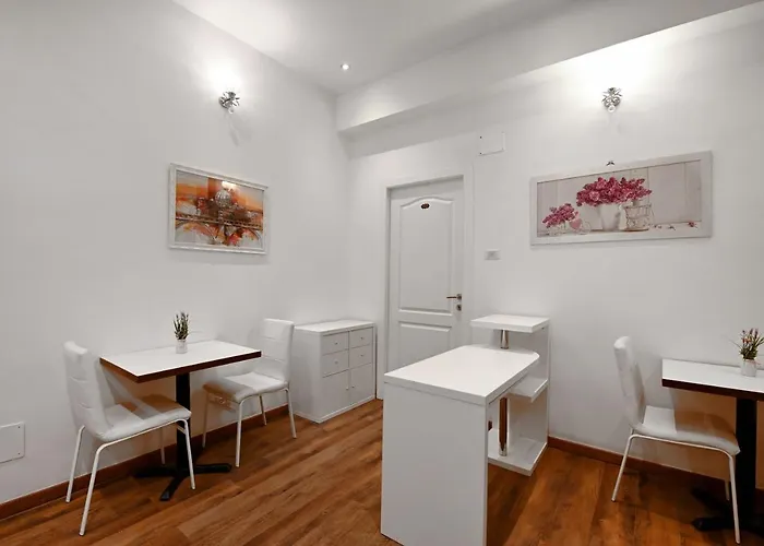 Πανσιόν Nights