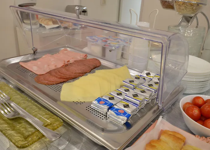 Nights Πανσιόν 4*